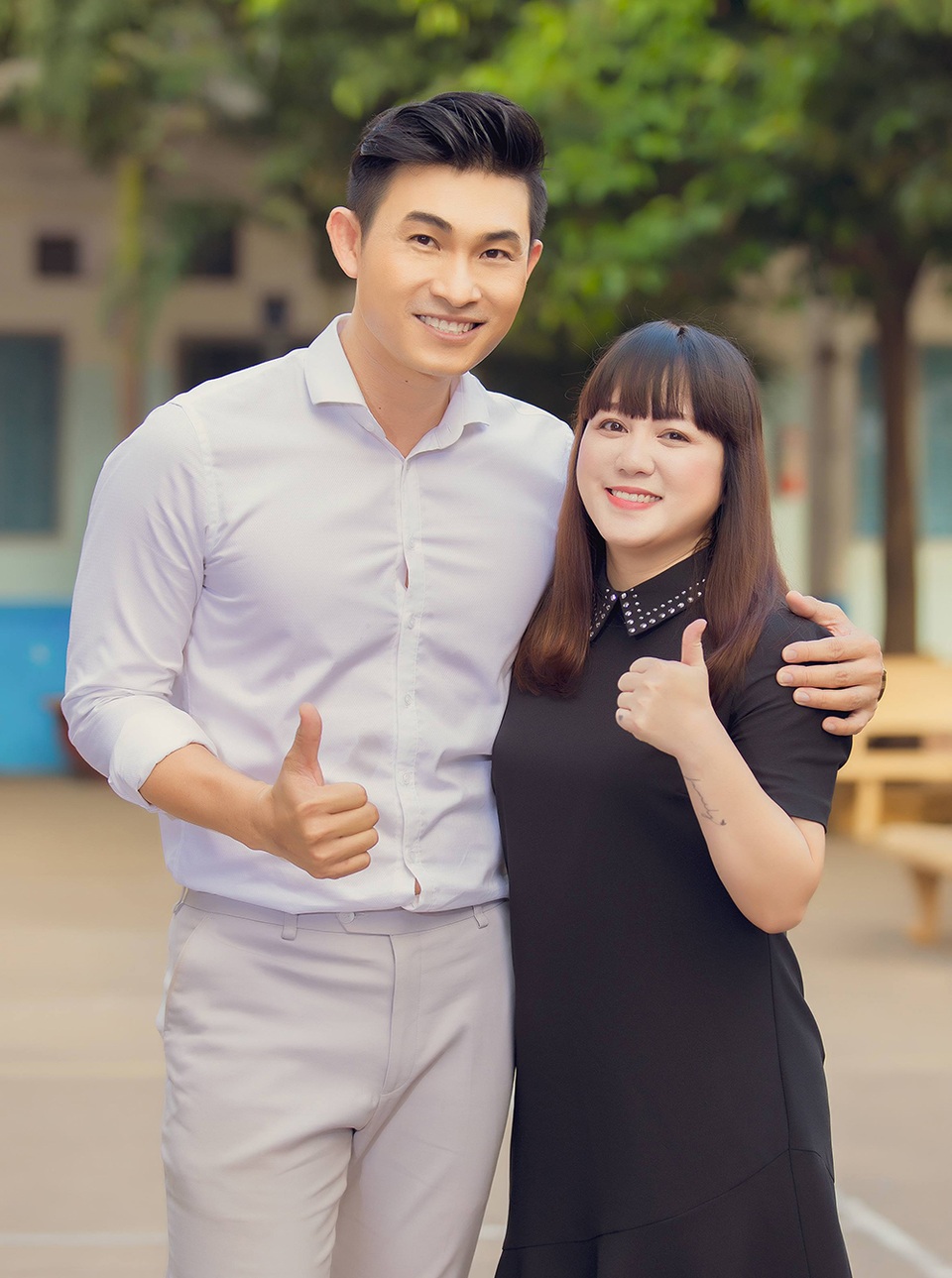 Ngọc Linh bất ngờ tái xuất hát về thầy cô - 3 Ngọc Linh bất ngờ tái xuất hát về thầy cô - 3