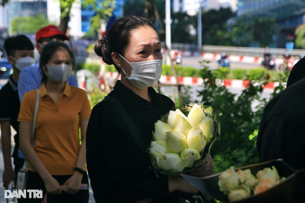 Chủ tịch nước, Thủ tướng ghi sổ tang tưởng niệm ông Abe Shinzo - 10 Chủ tịch nước, Thủ tướng ghi sổ tang tưởng niệm ông Abe Shinzo - 10