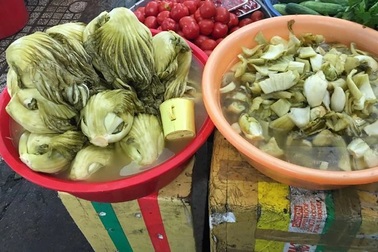 Ra chợ gặp loại dưa muối này tuyệt đối không nên mua