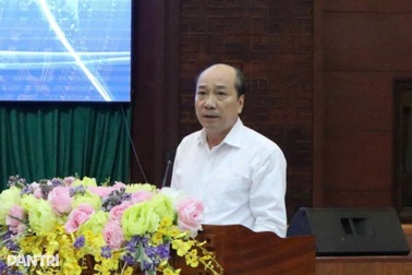 Chủ tịch tỉnh giao quyền điều hành cho cấp phó, xin nghỉ hưu sớm?