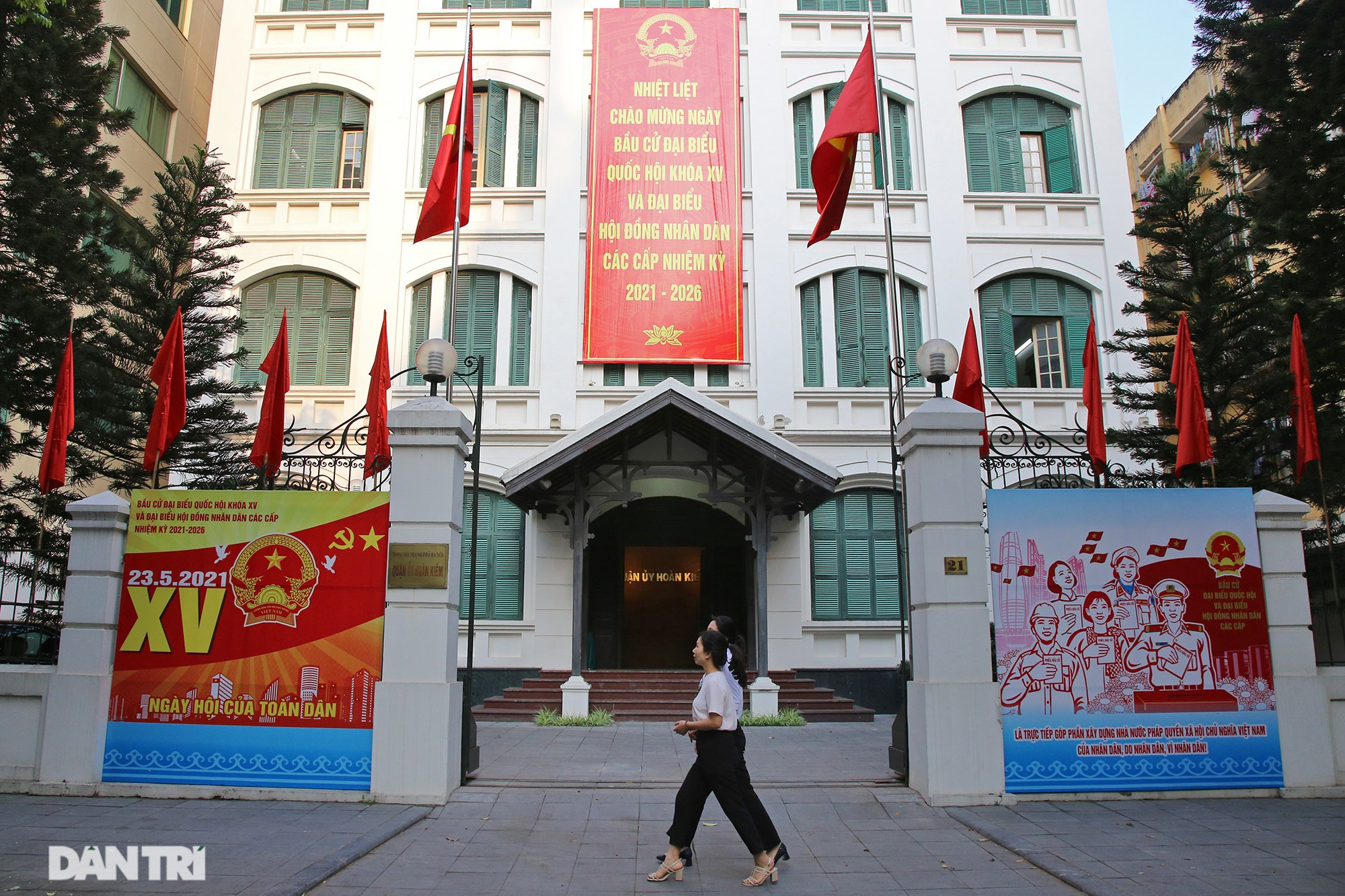 Hà Nội trang trí đường phố chào mừng cuộc bầu cử Đại biểu Quốc hội khóa XV - 2 Hà Nội trang trí đường phố chào mừng cuộc bầu cử Đại biểu Quốc hội khóa XV - 2