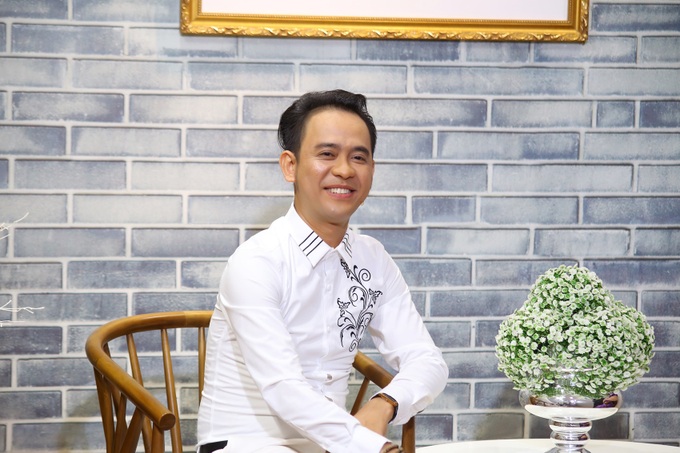 Nghệ sĩ cải lương Văn Mẹo lần đầu đến nhà người yêu đã xin cưới ngay vì “lỡ” làm con gái người ta có bầu - Ảnh 3.