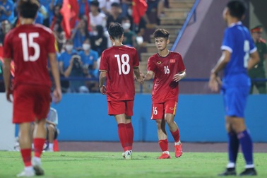 Thắng đậm Nepal, U17 Việt Nam chiếm lợi thế trước trận quyết đấu Thái Lan