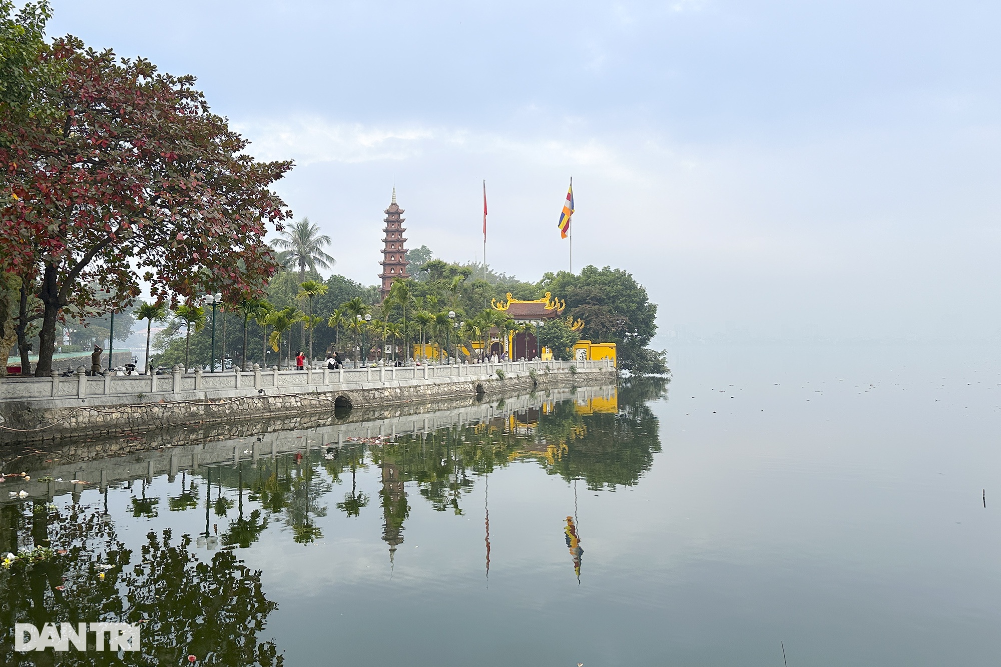 Hình ảnh đường phố Hà Nội yên bình trong ngày đầu năm mới 2024 - 2 Hình ảnh đường phố Hà Nội yên bình trong ngày đầu năm mới 2024 - 2