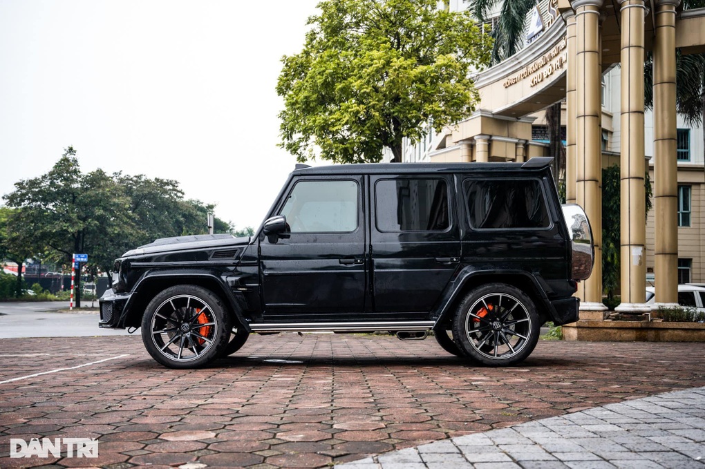 Mercedes-AMG G 63 rao giá 4,6 tỷ đồng sau 10 năm dùng và lăn bánh 100.000km - 2 Mercedes-AMG G 63 rao giá 4,6 tỷ đồng sau 10 năm dùng và lăn bánh 100.000km - 2