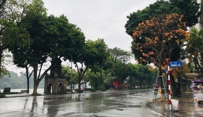 Dự báo, Hà Nội chiều tối có mưa rào và dông vài nơi.