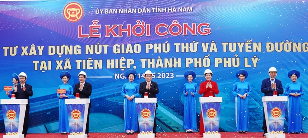 Hà Nam đề nghị sớm đưa bệnh viện Bạch Mai và Việt Đức cơ sở 2 vào hoạt động - 3 Hà Nam đề nghị sớm đưa bệnh viện Bạch Mai và Việt Đức cơ sở 2 vào hoạt động - 3