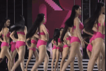 Dàn thí sinh Hoa hậu Thế giới Việt Nam 2023 mặc bikini, nhảy "bốc lửa"