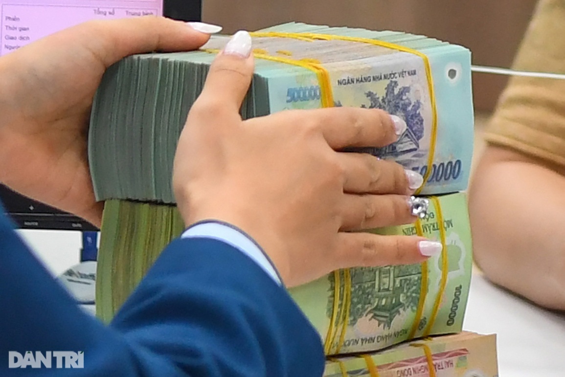Bất chấp khó khăn do Covid-19, thu thuế vẫn vượt dự toán 177.000 tỷ đồng - 1 Bất chấp khó khăn do Covid-19, thu thuế vẫn vượt dự toán 177.000 tỷ đồng - 1