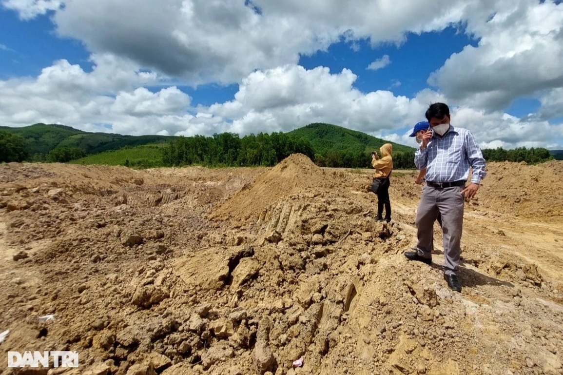 Đất tặc thu lãi khủng nhưng chỉ bị xử phạt 10 triệu đồng? - 1