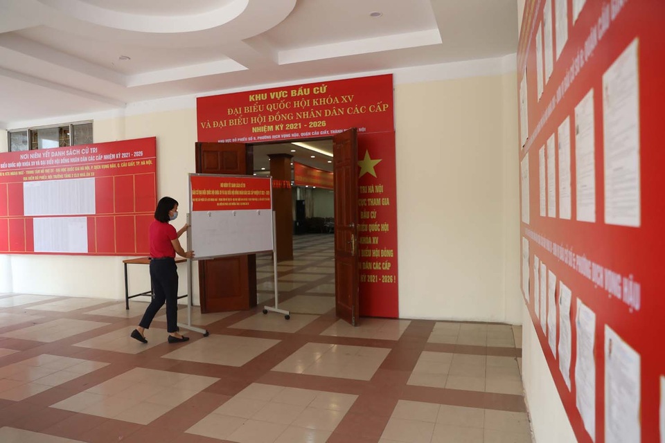 ĐH Quốc gia Hà Nội có hơn 900 cử tri là học sinh, sinh viên nội trú - 7 ĐH Quốc gia Hà Nội có hơn 900 cử tri là học sinh, sinh viên nội trú - 7