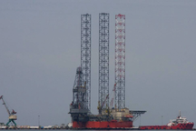 Giàn khoan của Nga trên Biển Đen liên tiếp bị tấn công