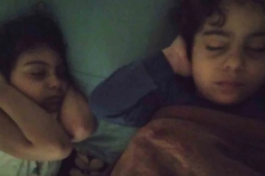 Bức hình ám ảnh về cuộc sống dưới làn "mưa bom bão đạn" ở Gaza