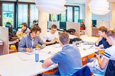 Những quy định lạ của giáo dục Hà Lan