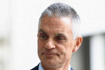 Tổng giám đốc BBC từ chức sau vụ cắt ghép phát biểu của Tổng thống Mỹ