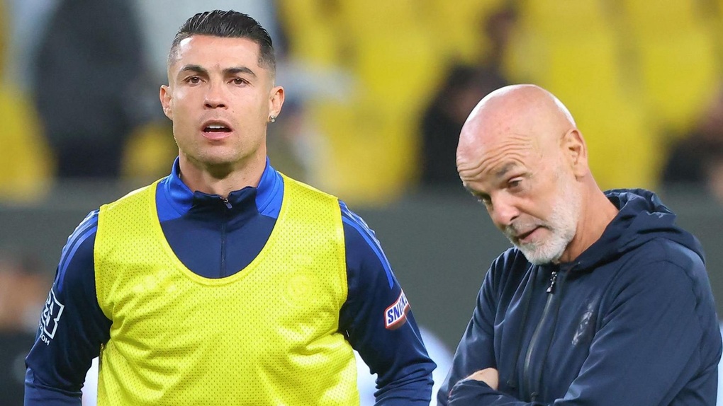 Ronaldo ប្តូរវេន 180 ដឺក្រេ បញ្ចប់អនាគតរបស់គាត់ Al Nassr បណ្ដេញគ្រូបង្វឹកទី 4 - 2 Ronaldo quay ngoắt 180 độ, chốt xong tương lai, Al Nassr sa thải HLV thứ 4 - 2