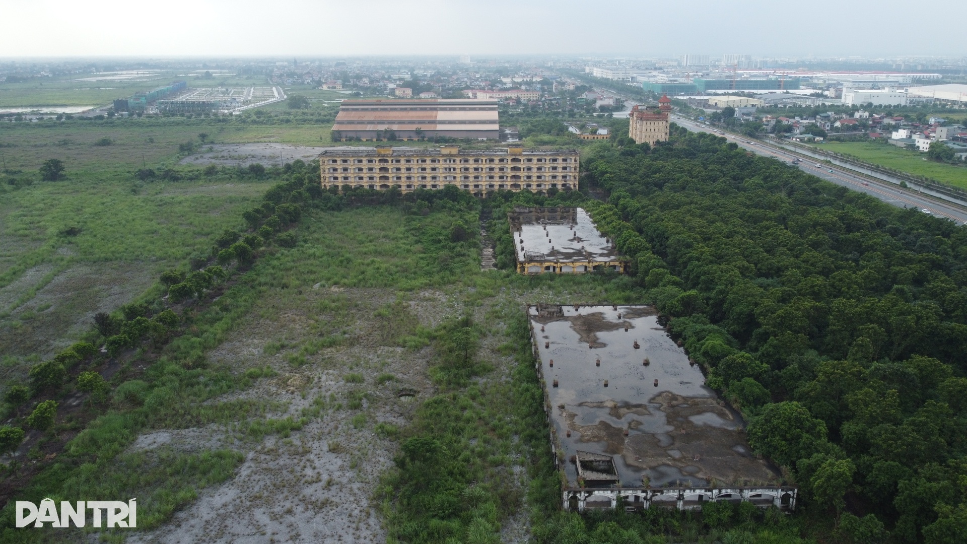 Hiện trạng Trường Đại học Hà Hoa Tiên mới bị đình chỉ hoạt động - 7 Hiện trạng Trường Đại học Hà Hoa Tiên mới bị đình chỉ hoạt động - 7