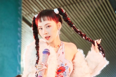 Ngô Lan Hương chính thức Nam tiến, thẳng thắn lên án bạo lực mạng