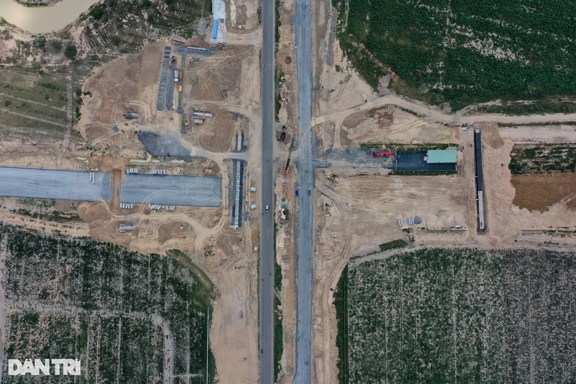 Vành đai 3 TPHCM thuộc Đồng Nai: Từ vướng mặt bằng đến có mặt bằng vẫn chậm - 2