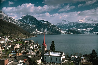 Thành Zug - thiên đường của các phi vụ kinh doanh mờ ám