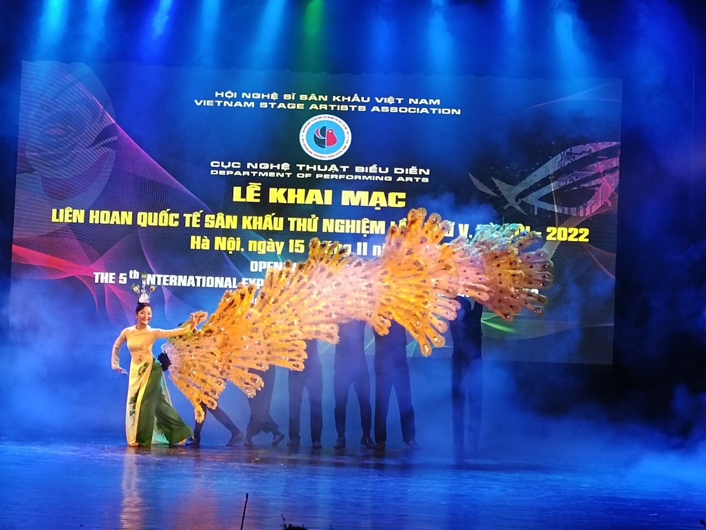 Khai mạc Liên hoan Quốc tế sân khấu thử nghiệm lần thứ V năm 2022 - 1 Khai mạc Liên hoan Quốc tế sân khấu thử nghiệm lần thứ V năm 2022 - 1