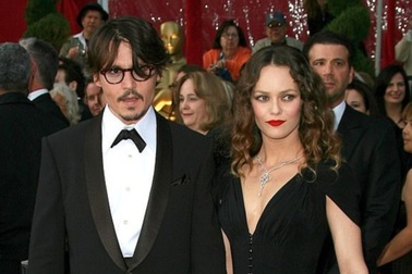 Johnny Deep được bạn gái cũ bênh vực