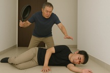 Mâu thuẫn việc dọn phòng, du khách đánh đồng hương tử vong ở TPHCM