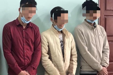 Hà Nội: Bắt ổ nhóm lợi dụng dịch Covid-19, "thổi" xe ở các xóm trọ