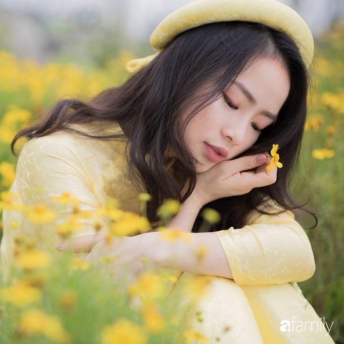 Biệt thự 1000m² tọa lạc trên đồi đẹp yên bình với ngoại thất sân vườn rực rỡ sắc màu hoa lá ở Hòa Bình - Ảnh 1.