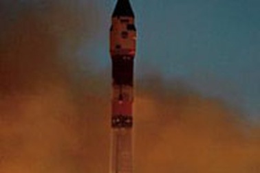 Nga phóng vệ tinh quân sự