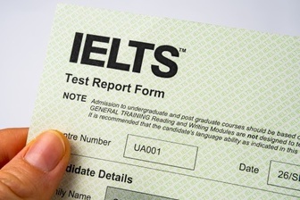 Phát hiện nhiều bài thi IELTS bị chấm lại, sửa điểm