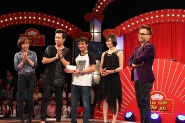 Vì sao người diễn hài nhiều mà tiếng cười lại rẻ rúng, dung tục?