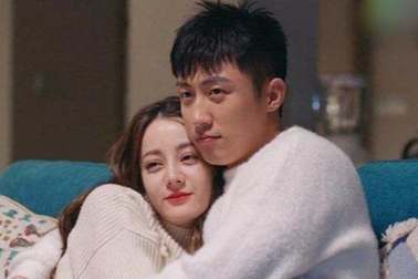 Rộ tin Địch Lệ Nhiệt Ba và "trai hư" Hoàng Cảnh Du bí mật hẹn hò