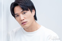 Nam diễn viên Nhật Bản bị lên án vì ép bạn gái phá thai