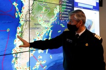 Hàng trăm tàu cá Trung Quốc càn quét bờ biển Nam Mỹ