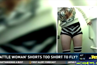 Cô gái bị cấm lên máy bay vì mặc quần quá ngắn