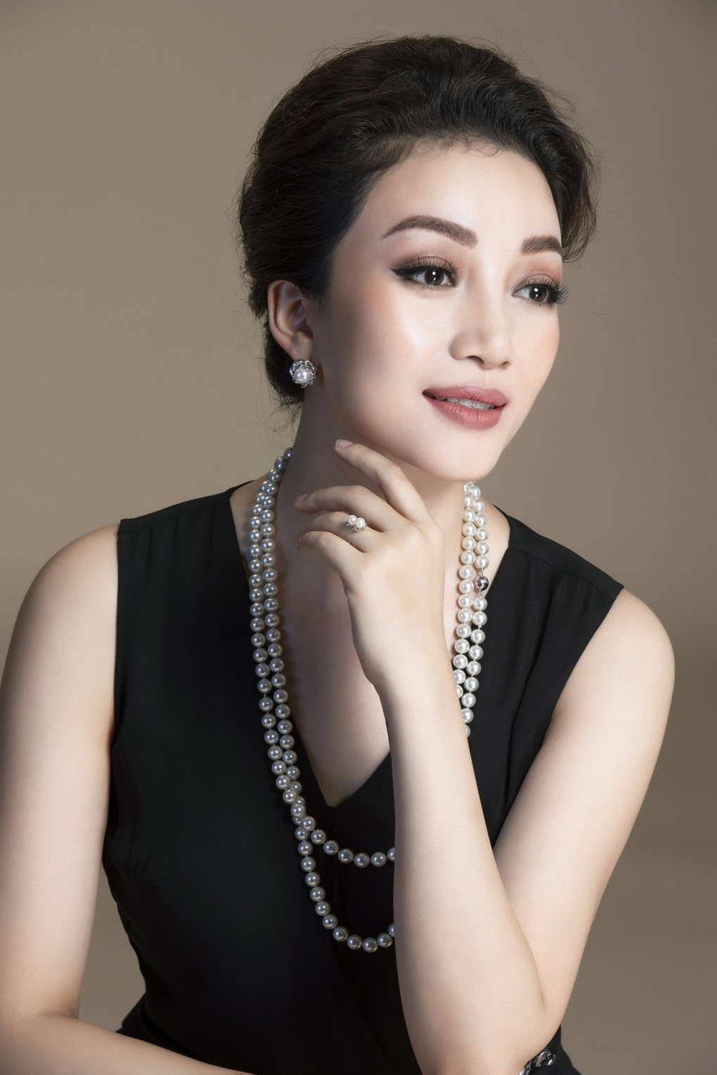 Họa mi bán cổ điển Phạm Thu Hà tiết lộ về cuộc sống hiện tại - 4 Họa mi bán cổ điển Phạm Thu Hà tiết lộ về cuộc sống hiện tại - 4