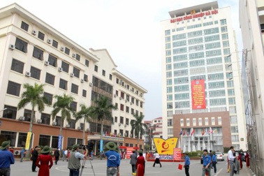 Vụ "chống trượt" ngoại ngữ tại ĐH Công nghiệp HN: Hàng loạt cán bộ bị cảnh cáo, kiểm điểm