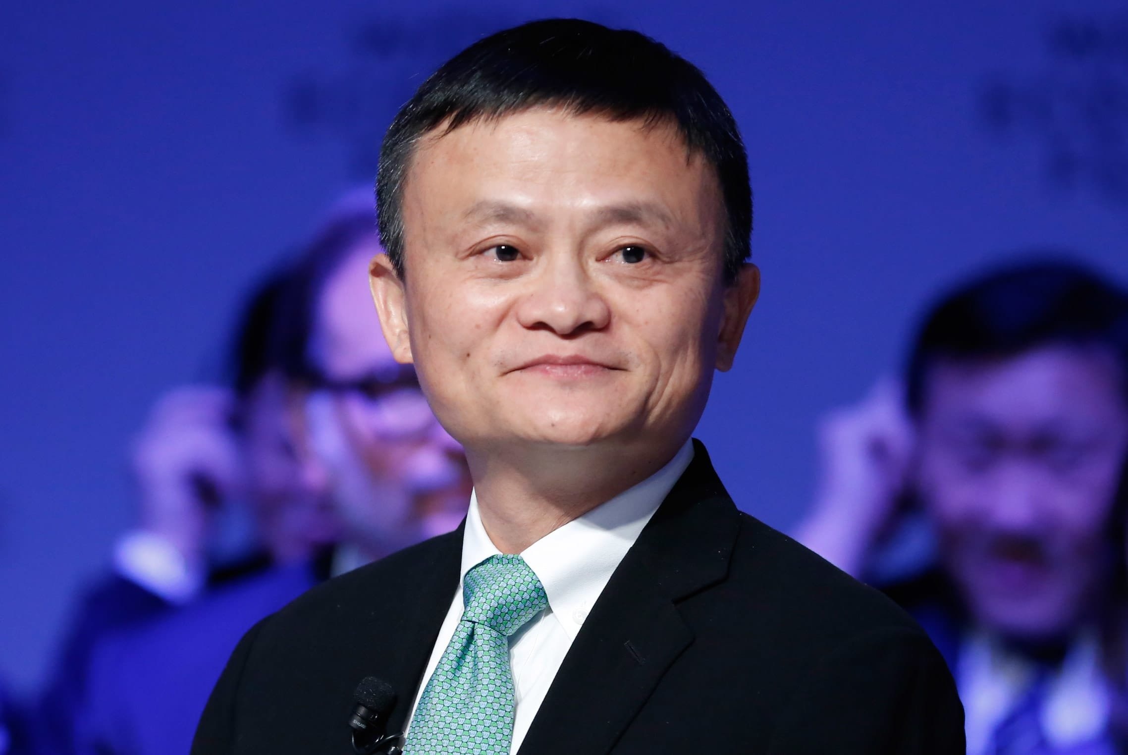 Jack Ma biến mất, Alibaba ngấm đòn và lời cảnh tỉnh từ Bắc Kinh - 1 Jack Ma biến mất, Alibaba ngấm đòn và lời cảnh tỉnh từ Bắc Kinh - 1