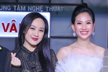 MC Mỹ Vân đọ dáng xinh đẹp bên MC Hoài Anh