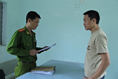 "Phù phép" văn bằng giả, rao bán trên mạng