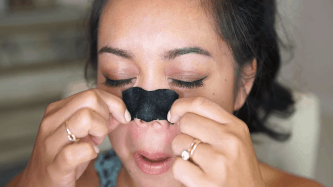 Chuyên gia khuyến cáo chị em đừng bao giờ bôi thoa 4 sản phẩm skincare này lên mặt kẻo da lãnh đủ điều tệ hại - Ảnh 4. Chuyên gia khuyến cáo chị em đừng bao giờ bôi thoa 4 sản phẩm skincare này lên mặt kẻo da lãnh đủ điều tệ hại - Ảnh 4.