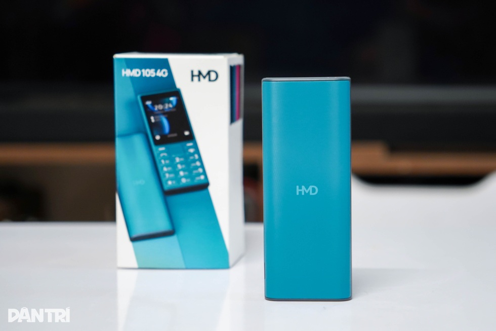 Mở hộp điện thoại phổ thông 4G đầu tiên của HMD tại Việt Nam - 7 Mở hộp điện thoại phổ thông 4G đầu tiên của HMD tại Việt Nam - 7
