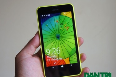 Dân trí tặng bạn đọc 2 smartphone Lumia 630