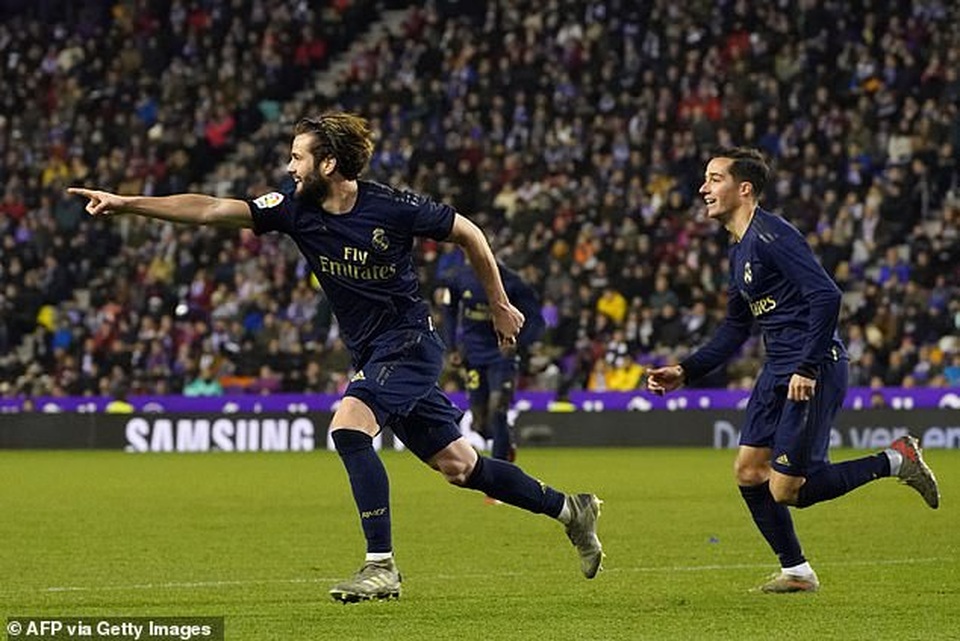 Đánh bại Valladolid, Real Madrid soán ngôi đầu bảng của Barcelona - 7 Đánh bại Valladolid, Real Madrid soán ngôi đầu bảng của Barcelona - 7