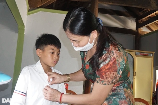 Học trò mồ côi: Sẩy cha... còn thầy! - 5 Học trò mồ côi: Sẩy cha... còn thầy! - 5