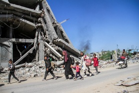 Israel tăng cường ném bom vào trung tâm Gaza, ít nhất 26 người thiệt mạng