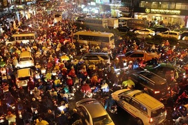 Làm việc lệch giờ, lệch ca… gây nhiều lo ngại ở TPHCM