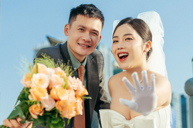 Chuyện tình gây sốt ở TPHCM: Nàng có tất cả, chàng ở nhà thuê 3 triệu/tháng