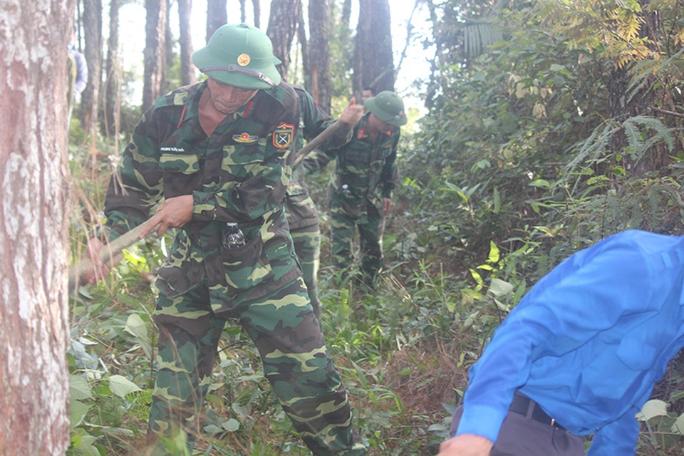 Hà Tĩnh: Căng mình soi giặc lửa - 5 Hà Tĩnh: Căng mình soi giặc lửa - 5